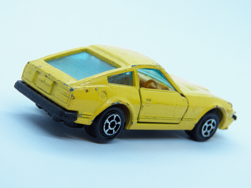 Illustration for article titled What's in the box? Car #9 King Star Datsun Fairlady Z 280